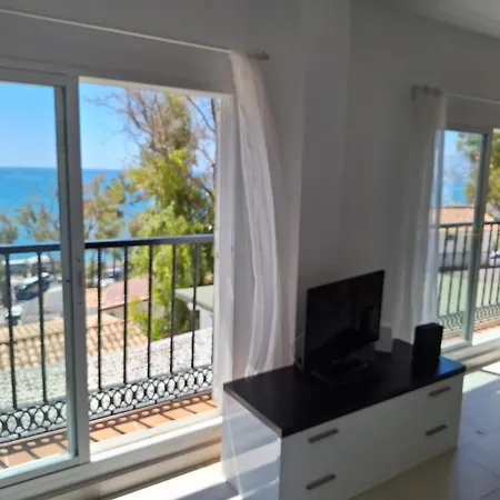 El Balneario And Views, Y Terraza